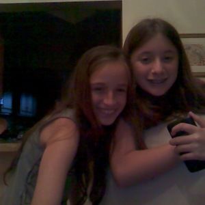 Meet your Posher, Adira